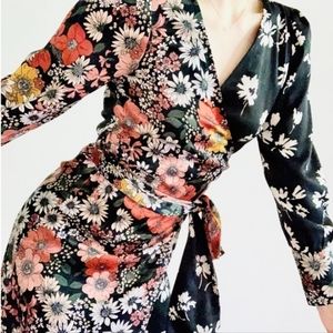 Zara silk feel wrap dress size small